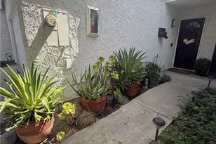 2245 Smoke Tree Ln, Ontario, CA 91762 - Photo 5