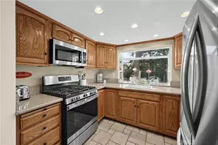 2245 Smoke Tree Ln, Ontario, CA 91762 - Photo 19