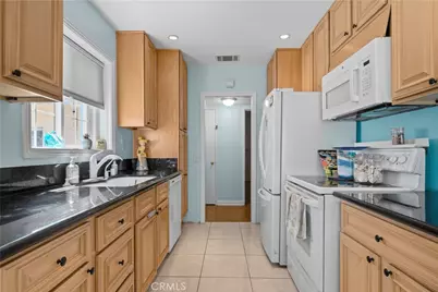 733 S Bender Avenue, Glendora, CA 91740 - Photo 3