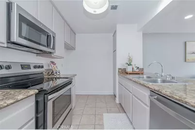 2060 S Mountain Avenue, Ontario, CA 91762 - Photo 7