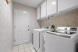 12471 Pacoima, Victorville, CA 92392 - Photo 17