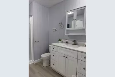 995 Pomona Rd#3, Corona, CA 92882 - Photo 27
