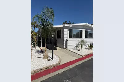 995 Pomona Rd#3, Corona, CA 92882 - Photo 7