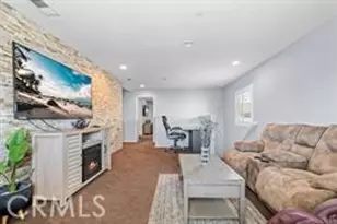 6978 Alderwood Dr, Fontana, CA 92336 - Photo 11