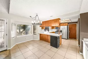 36164 Serape Dr, Yucaipa, CA 92399 - Photo 15