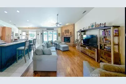 13634 Oak Mesa Drive, Yucaipa, CA 92399 - Photo 19