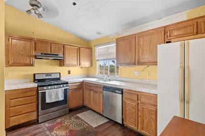 23248 Wildwood Lane, Perris, CA 92570 - Photo 15