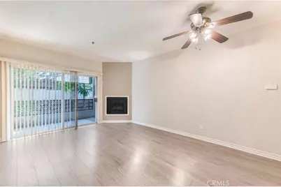 300 N El Molino Avenue #117, Pasadena, CA 91101 - Photo 1