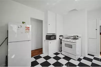 1423 W 65th, Los Angeles, CA 90047 - Photo 21