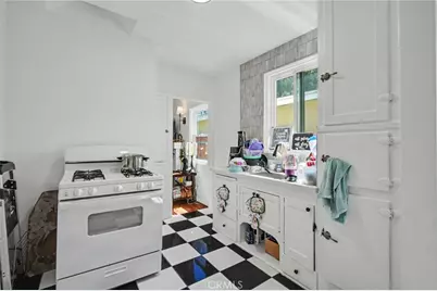 1423 W 65th, Los Angeles, CA 90047 - Photo 17
