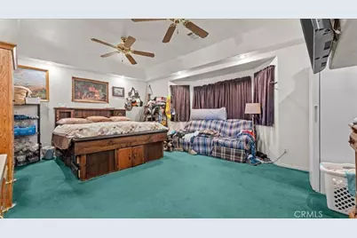 9948 Oasis, Pinon Hills, CA 92372 - Photo 9