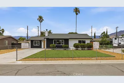 27176 Hibiscus, Highland, CA 92346 - Photo 3