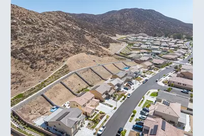 32439 Prairie Crossing Drive, Winchester, CA 92596 - Photo 57