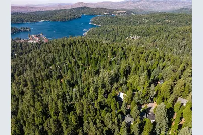 682 Buckingham, Lake Arrowhead, CA 92352 - Photo 13