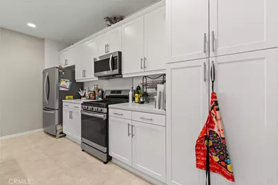 145 Camden Court, Perris, CA 92571 - Photo 7