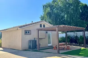 37510 Oak Mesa, Yucaipa, CA 92399 - Photo 29