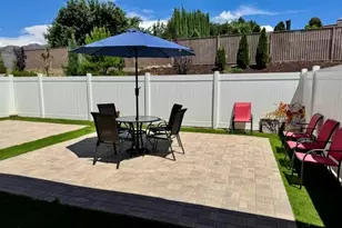 37510 Oak Mesa, Yucaipa, CA 92399 - Photo 51