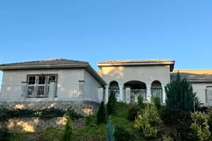37510 Oak Mesa, Yucaipa, CA 92399 - Photo 43