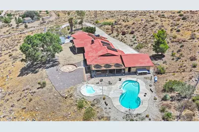 8988 Buena Vista, Apple Valley, CA 92308 - Photo 59