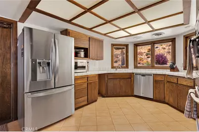 8988 Buena Vista, Apple Valley, CA 92308 - Photo 15