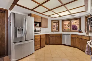8988 Buena Vista, Apple Valley, CA 92308 - Photo 15