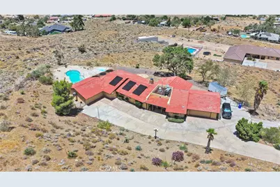 8988 Buena Vista, Apple Valley, CA 92308 - Photo 55
