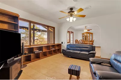 8988 Buena Vista, Apple Valley, CA 92308 - Photo 11
