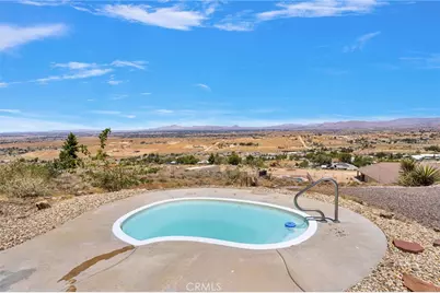 8988 Buena Vista, Apple Valley, CA 92308 - Photo 41
