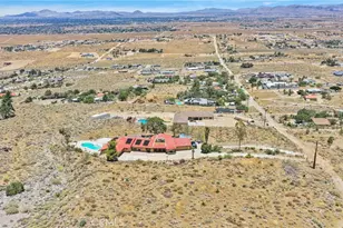 8988 Buena Vista, Apple Valley, CA 92308 - Photo 55