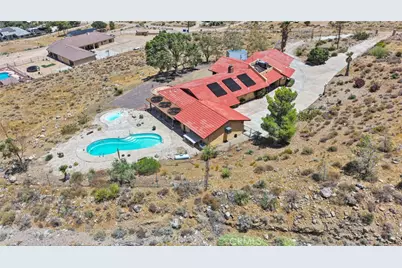 8988 Buena Vista, Apple Valley, CA 92308 - Photo 53