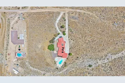 8988 Buena Vista, Apple Valley, CA 92308 - Photo 61