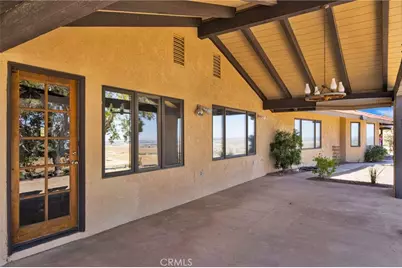 8988 Buena Vista, Apple Valley, CA 92308 - Photo 45