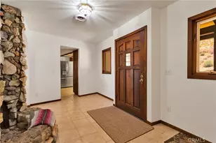 8988 Buena Vista, Apple Valley, CA 92308 - Photo 7