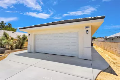16443 Pine Street, Hesperia, CA 92345 - Photo 3