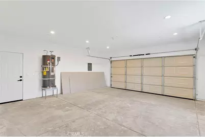 16443 Pine Street, Hesperia, CA 92345 - Photo 39