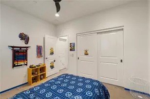 18144 Meridian Ln, Saugus, CA 91350 - Photo 21