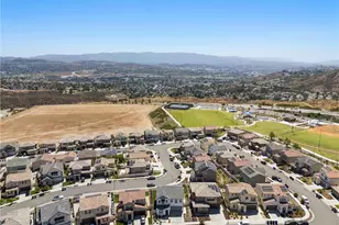 18144 Meridian Ln, Saugus, CA 91350 - Photo 31