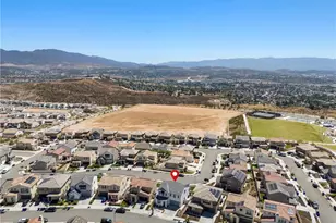 18144 Meridian Ln, Saugus, CA 91350 - Photo 49