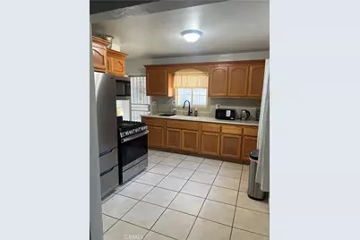 8928 Date, Fontana, CA 92335 - Photo 21