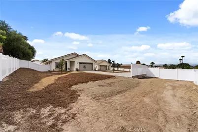 9263 Duncan Avenue, Riverside, CA 92503 - Photo 3