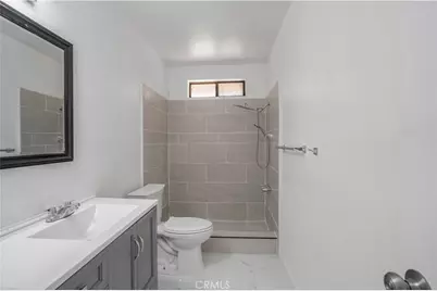 30001 Caddy Ln, Tehachapi, CA 93561 - Photo 11
