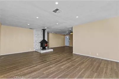 8405 Buckthorn Ave, Hesperia, CA 92345 - Photo 7