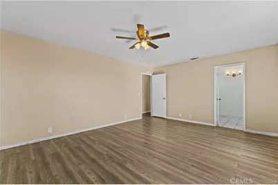 8405 Buckthorn Ave, Hesperia, CA 92345 - Photo 15