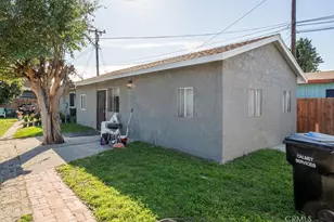 7032 Somerset, Paramount, CA 90723 - Photo 9