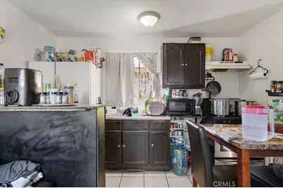7032 Somerset, Paramount, CA 90723 - Photo 5