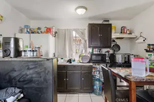 7032 Somerset, Paramount, CA 90723 - Photo 5