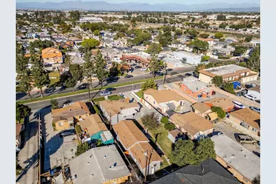 7032 Somerset, Paramount, CA 90723 - Photo 13
