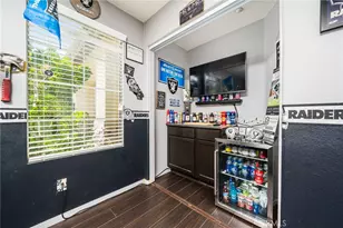 17314 Redmaple St, Fontana, CA 92337 - Photo 23