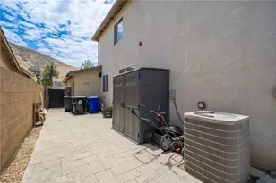 17314 Redmaple St, Fontana, CA 92337 - Photo 43