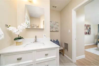 7057 Babcock, North Hollywood, CA 91605 - Photo 13